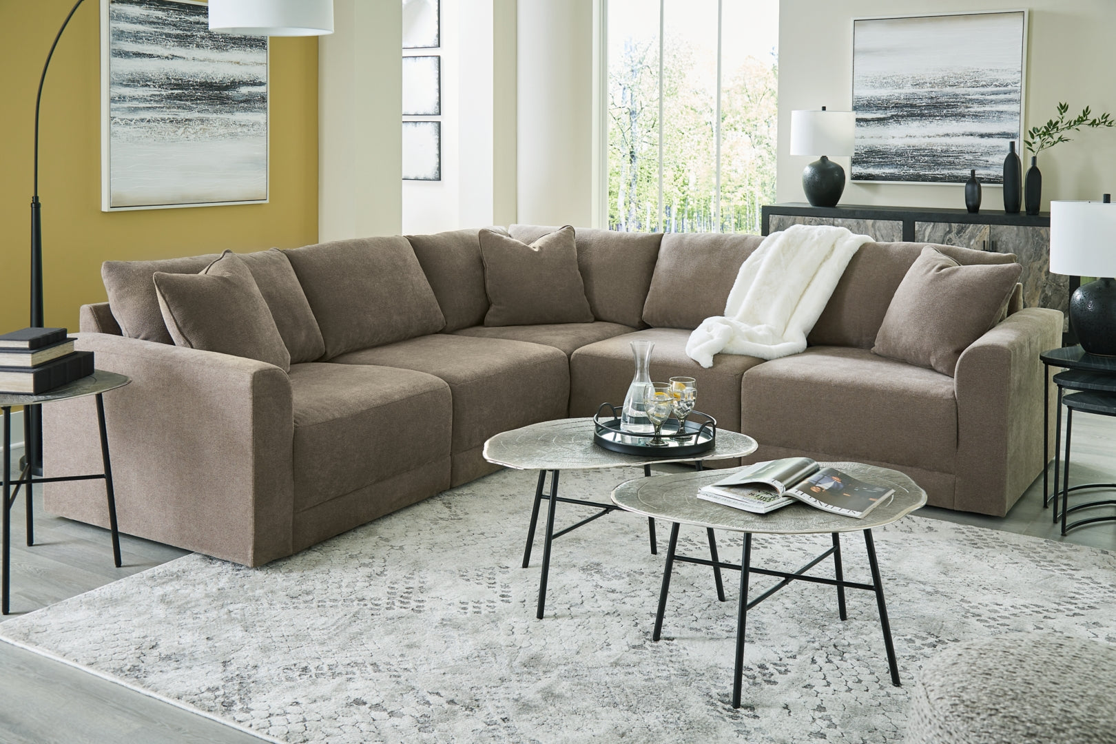 Raeanna 3-Piece Sectional Sofa with Chaise