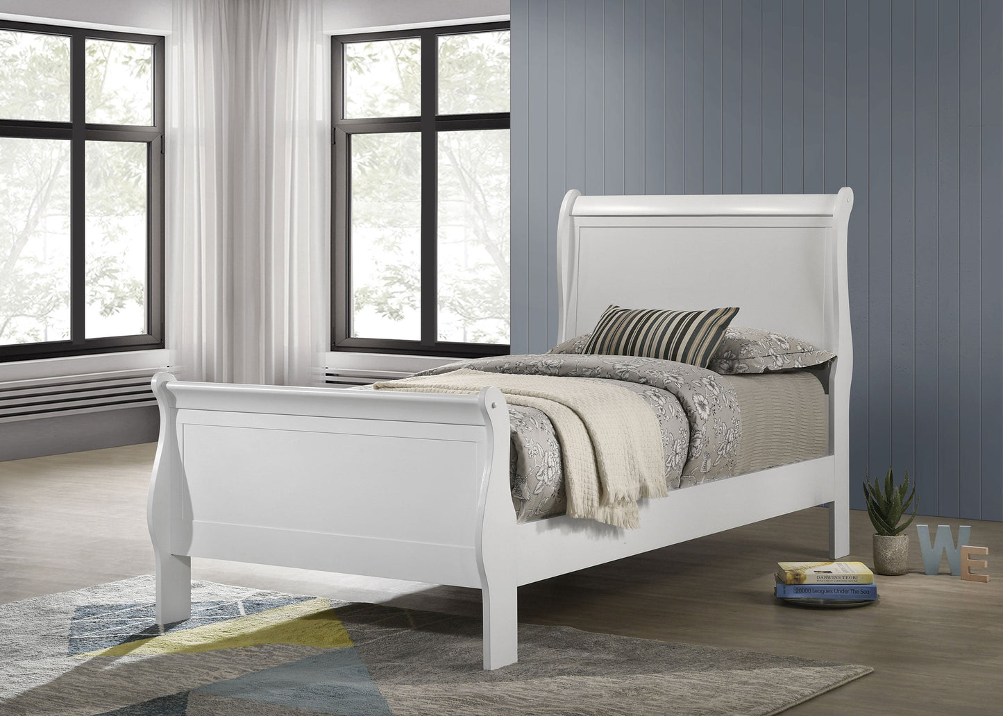 Louis Philippe 47-inch  Sleigh Panel Bed White