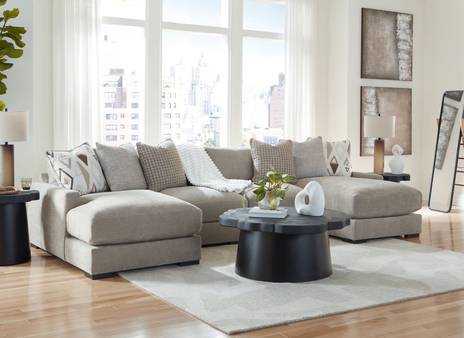 Aslan Court 5-Piece Sectional