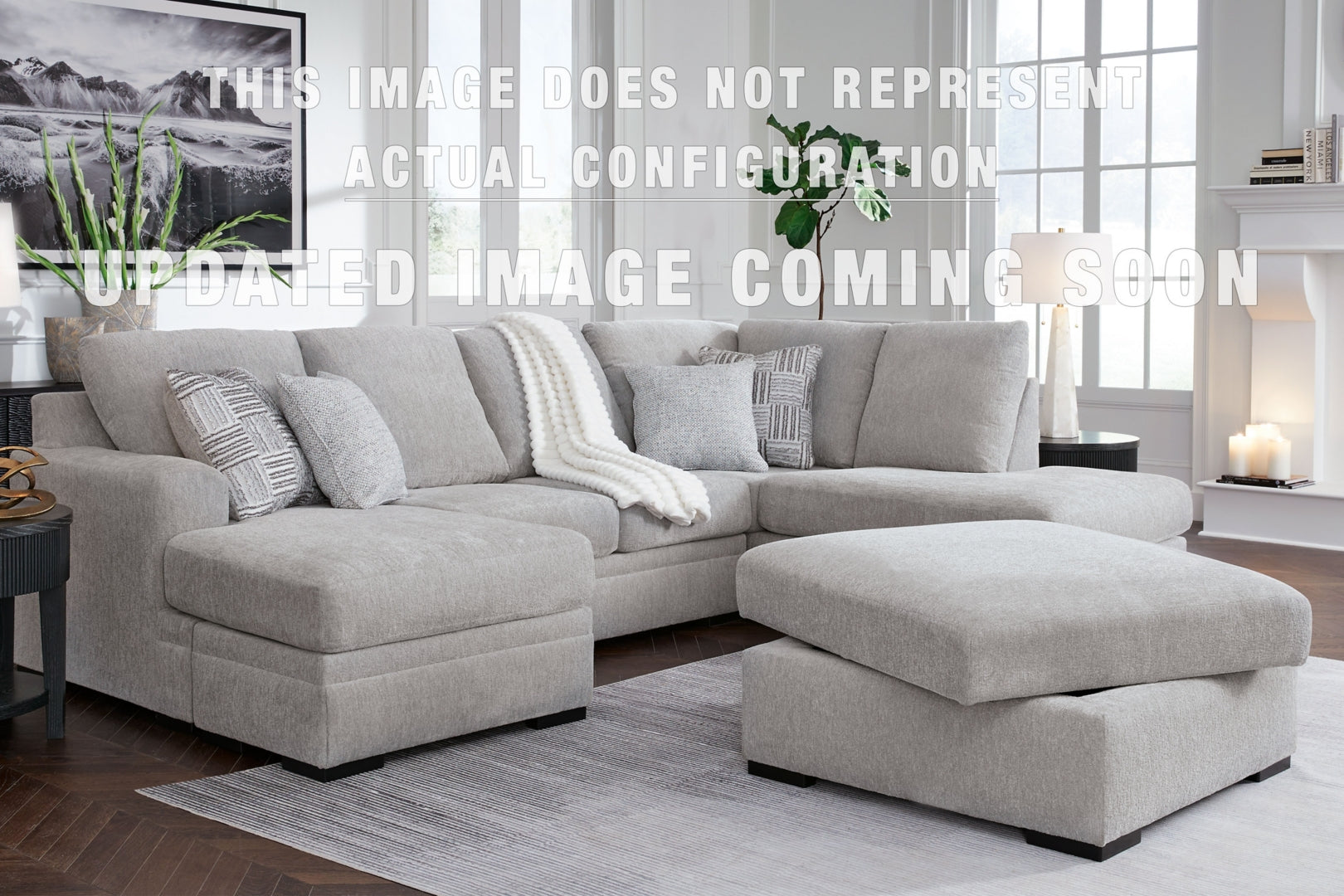 Gabyleigh 2-Piece Sectional with Ottoman