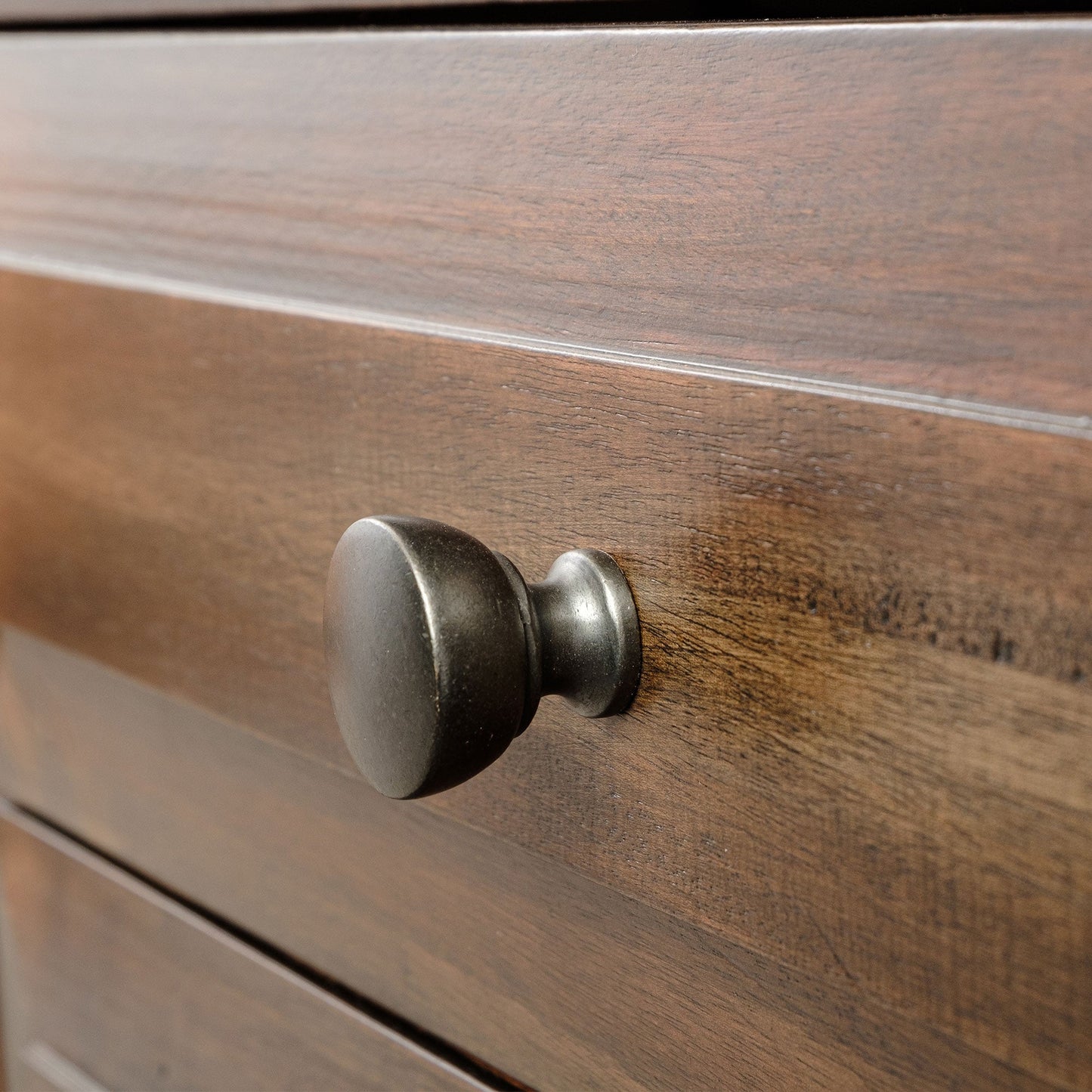 Avenue 8-drawer Chest Weathered Burnished Brown