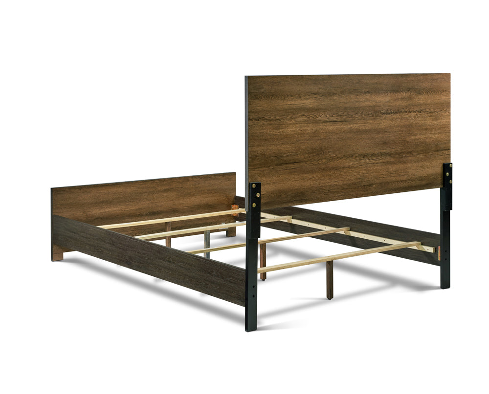 Dewcrest Queen Panel Bed Caramel and Licorice