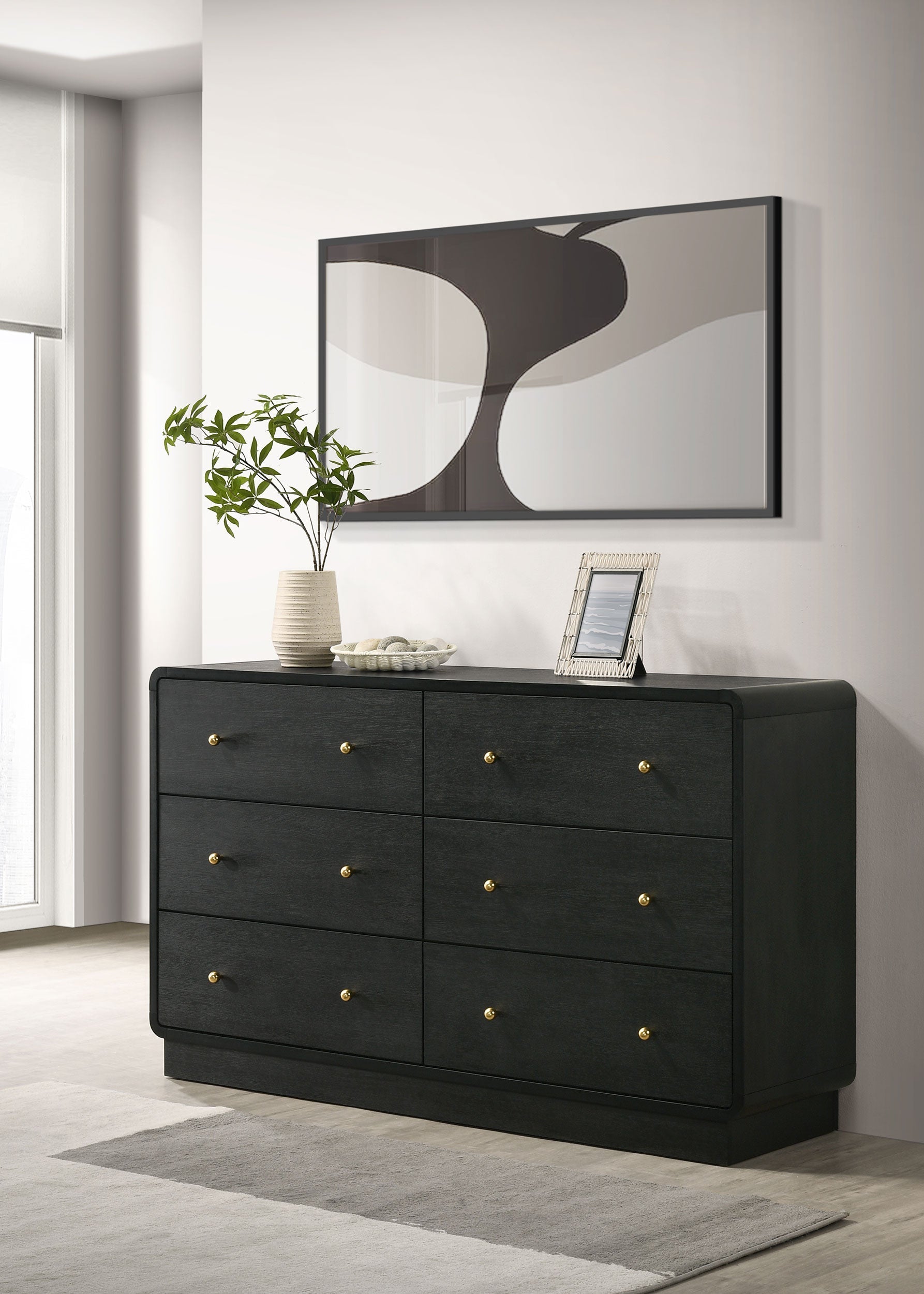 Cavelle 6-drawer Dresser and Mirror Black