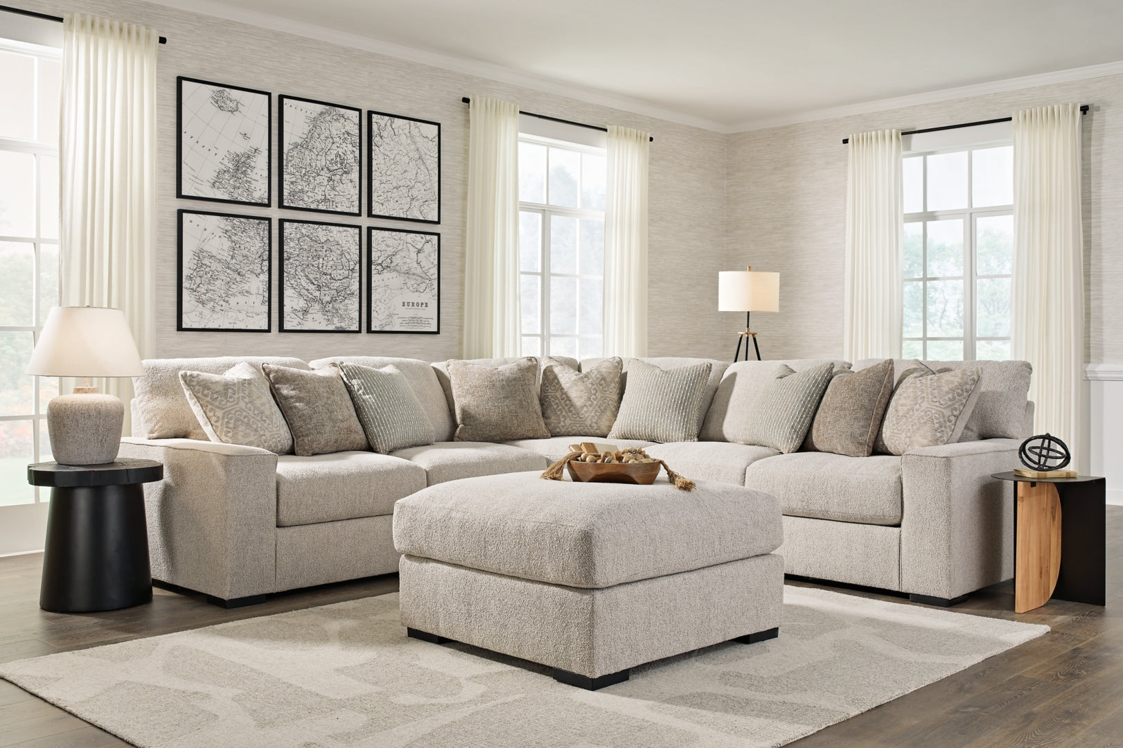 Ballyton 5-Piece Sectional with Ottoman