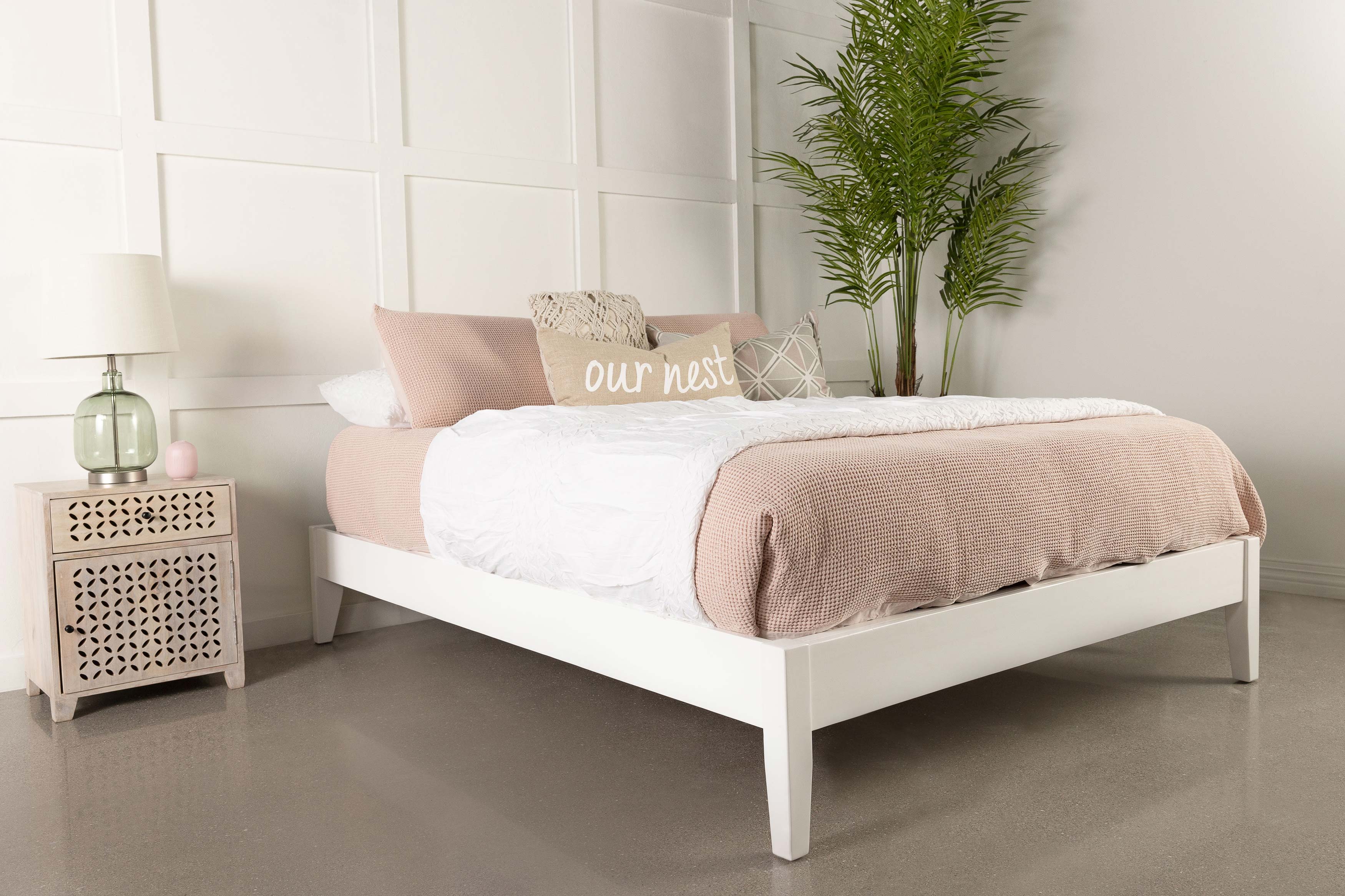 Hounslow Platform  Bed White