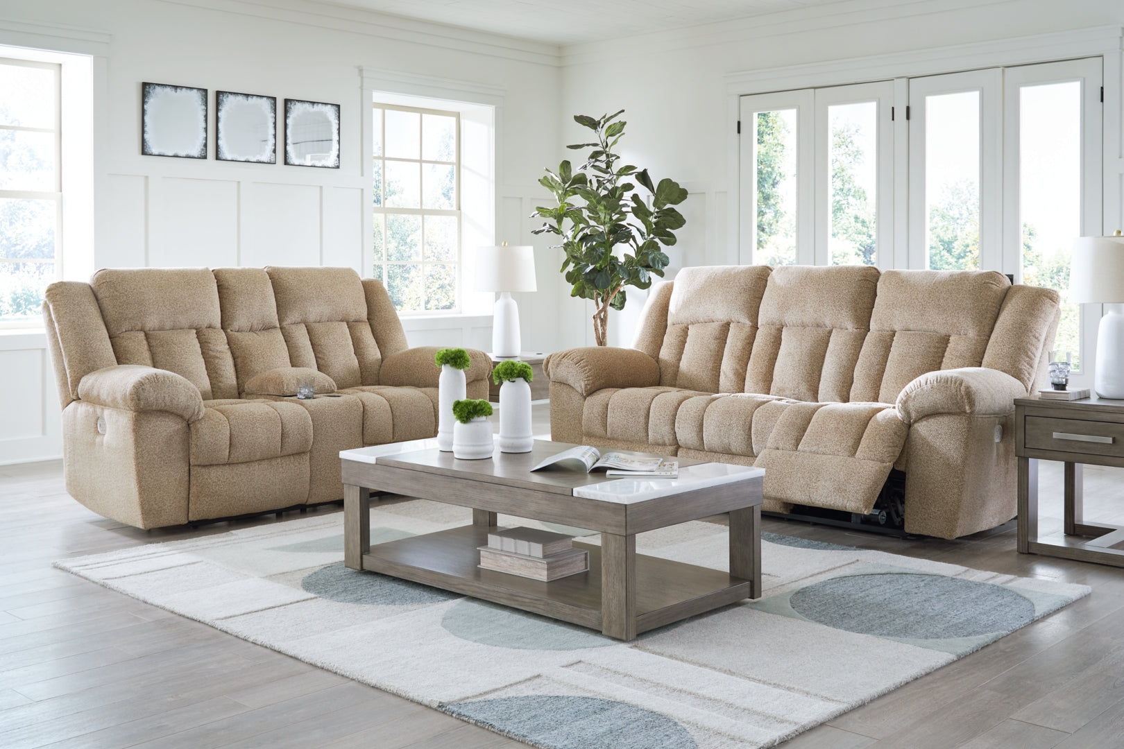 Tip-Off Sofa, Loveseat and Recliner