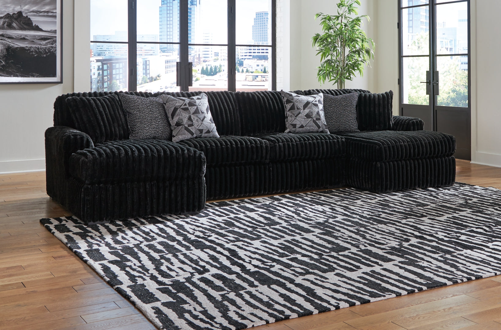 Midnight-Madness 3-Piece Sectional with Chaise