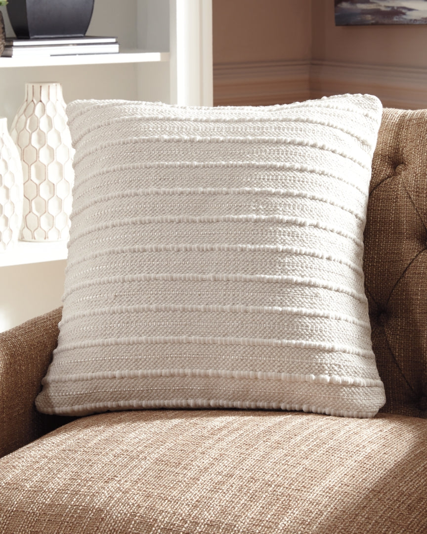 Theban Pillow (4/CS)