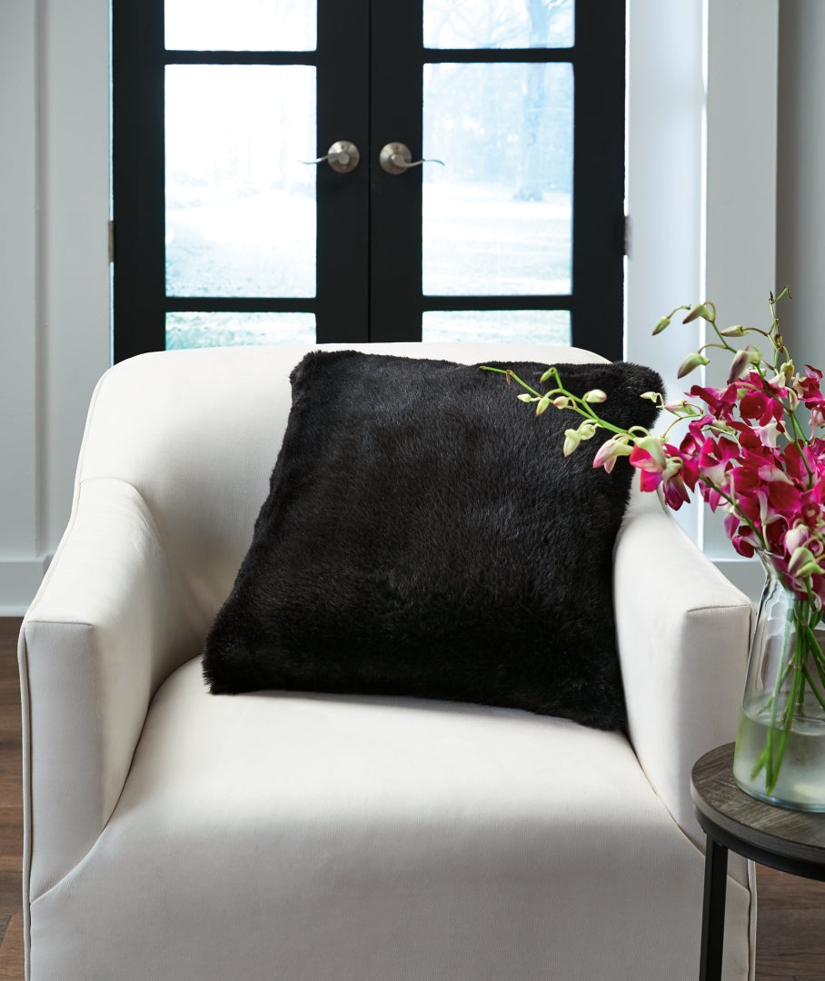 Gariland Pillow (4/CS)