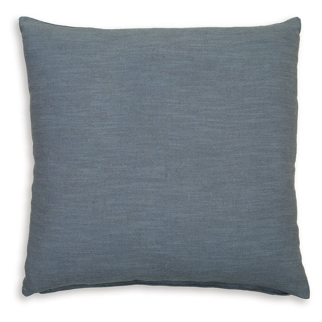 Thaneville Pillow