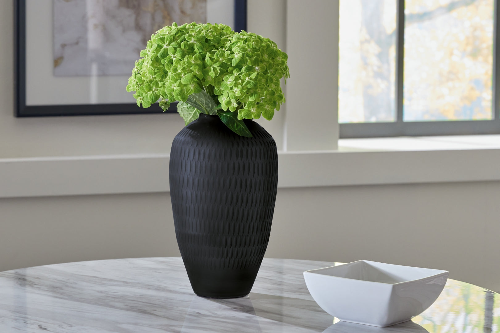 Etney Vase