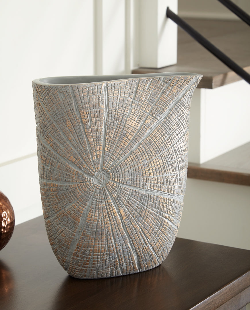 Ardenley Vase (2/CS)