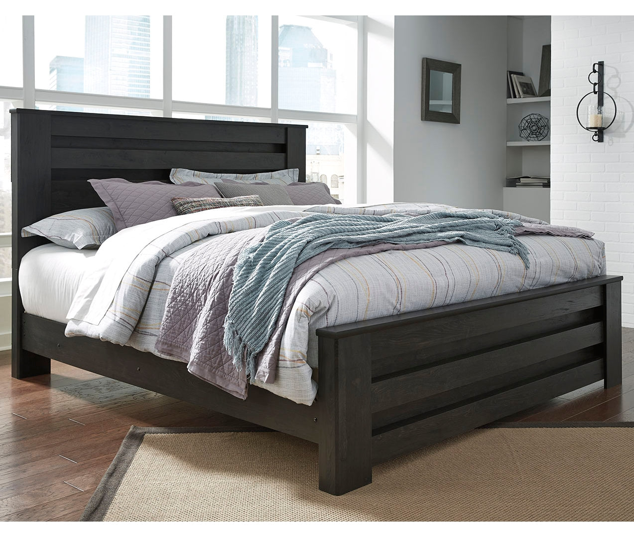 Brinxton King Panel Bed