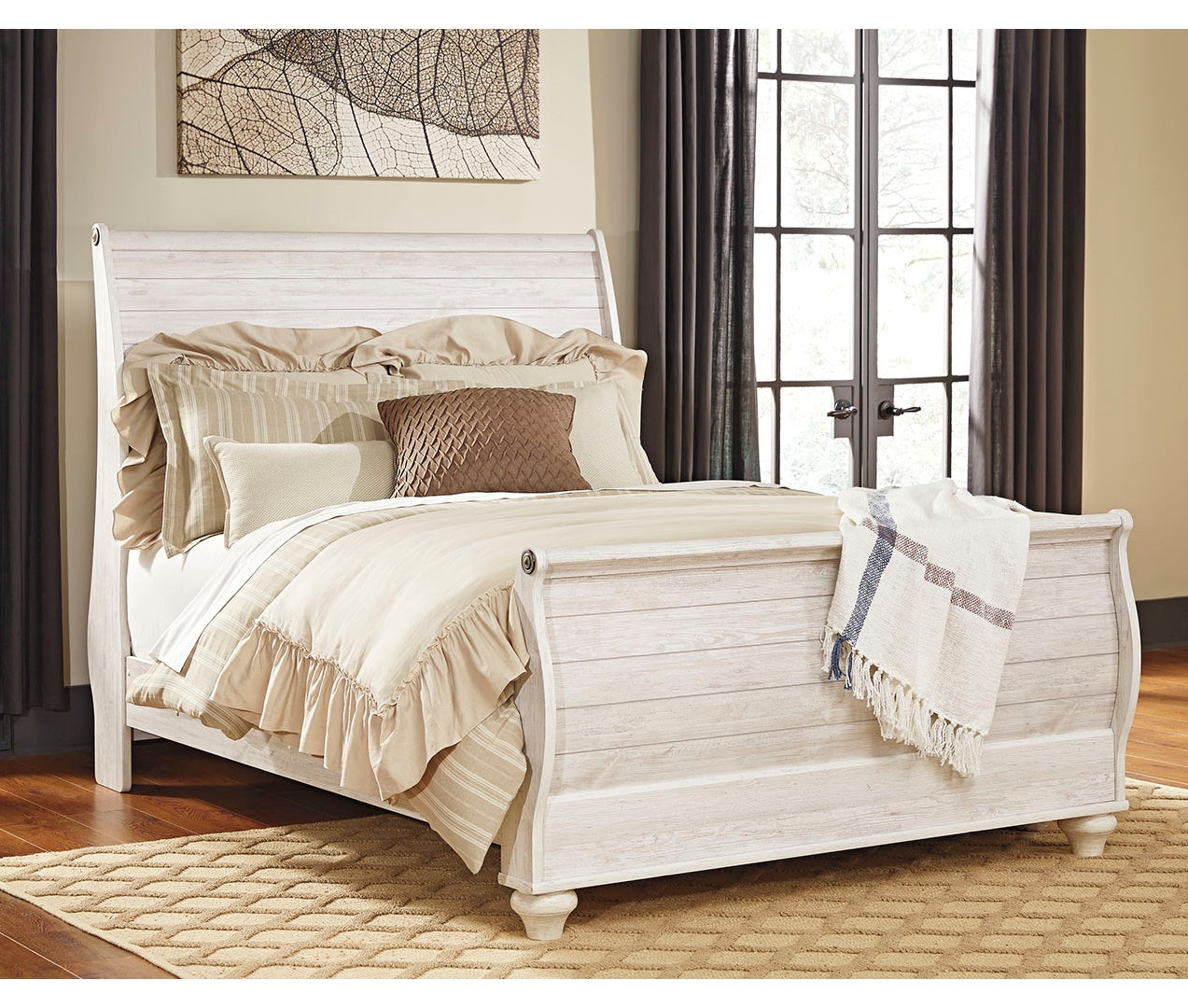 Willowton Queen Sleigh Bed