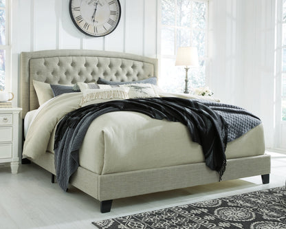 Jerary Queen Upholstered Bed