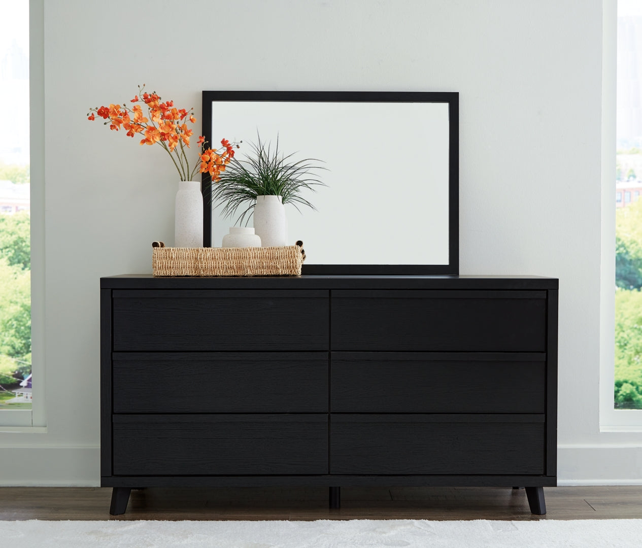 Danziar Black Bedroom Set