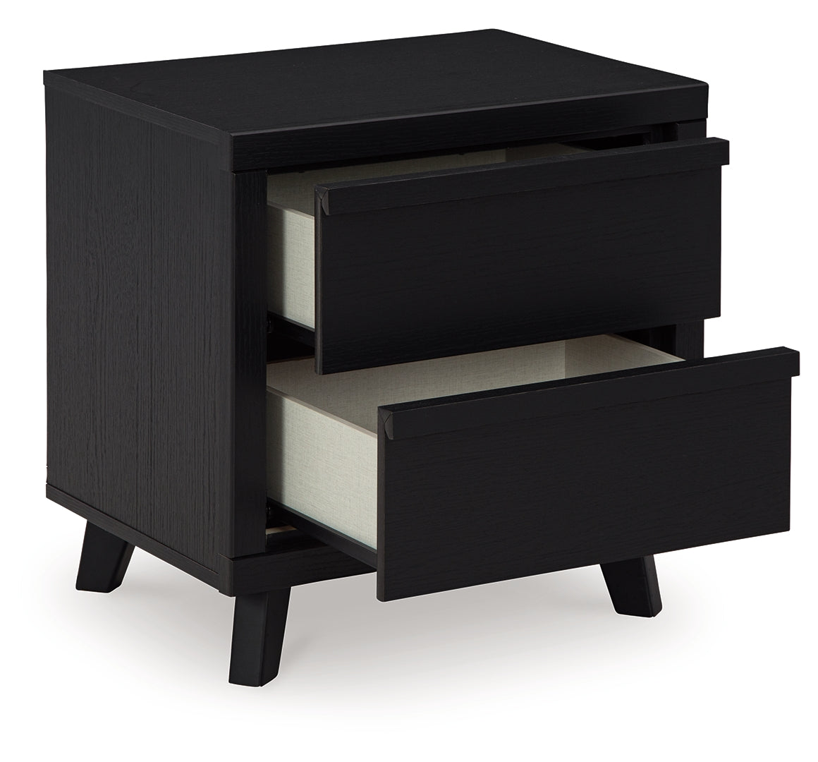 Danziar Black Bedroom Set