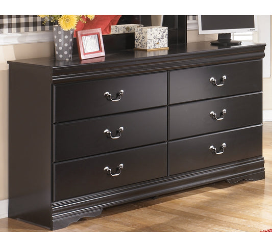 Huey Vineyard Six Drawer Dresser