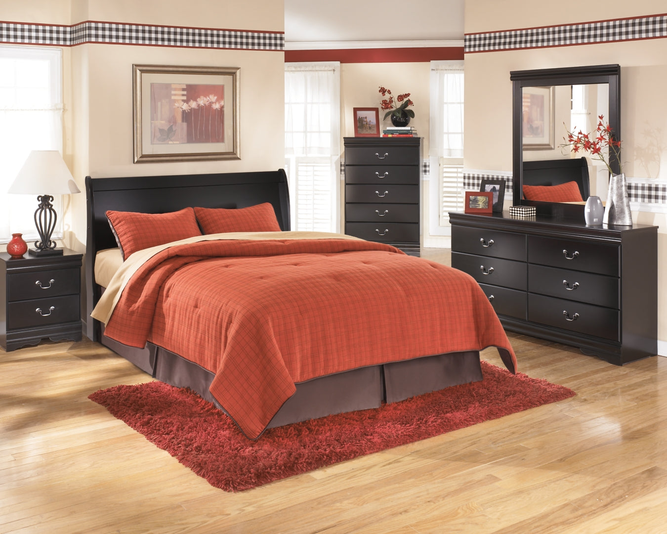 Huey Vineyard Black Sleigh Bedroom Set