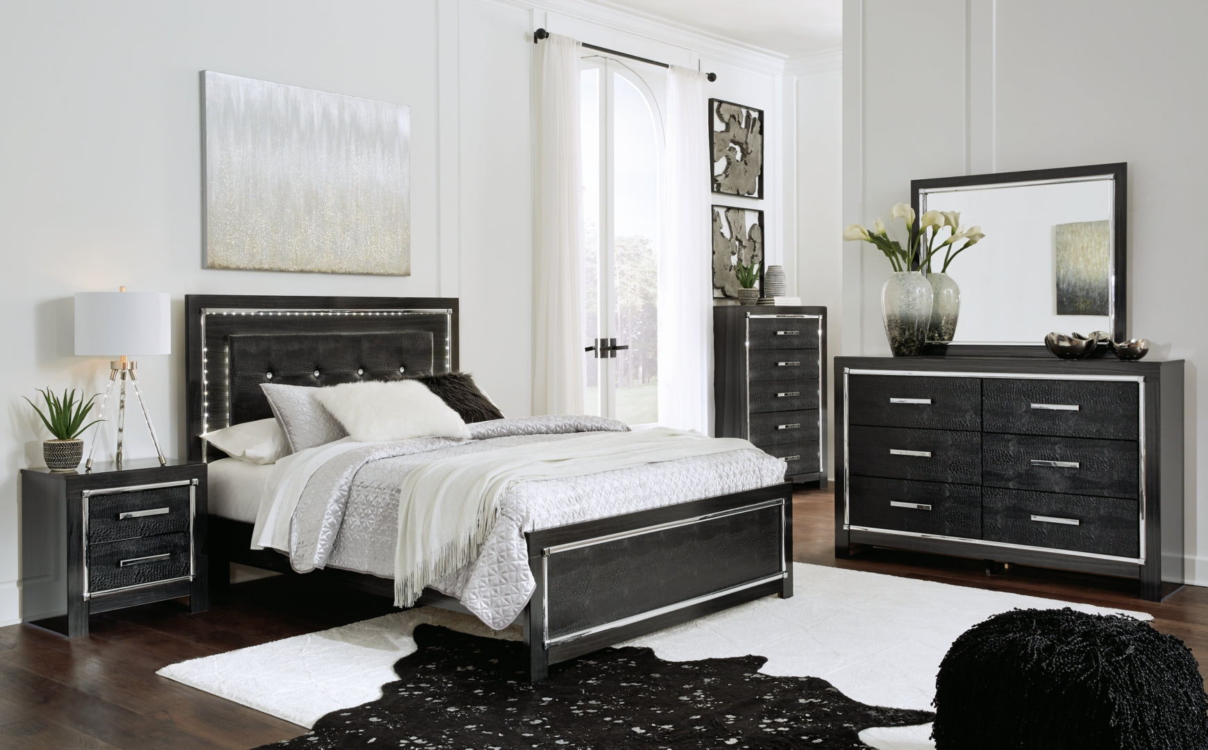 Kaydell Black Panel Bedroom Set