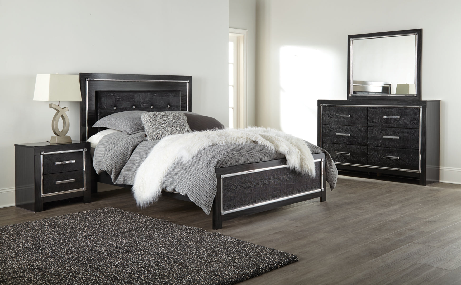 Kaydell Queen Upholstered Panel Bed with Mirrored Dresser I