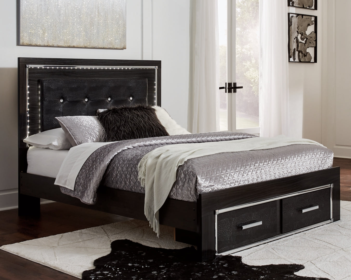 Kaydell Black Panel Bedroom Set