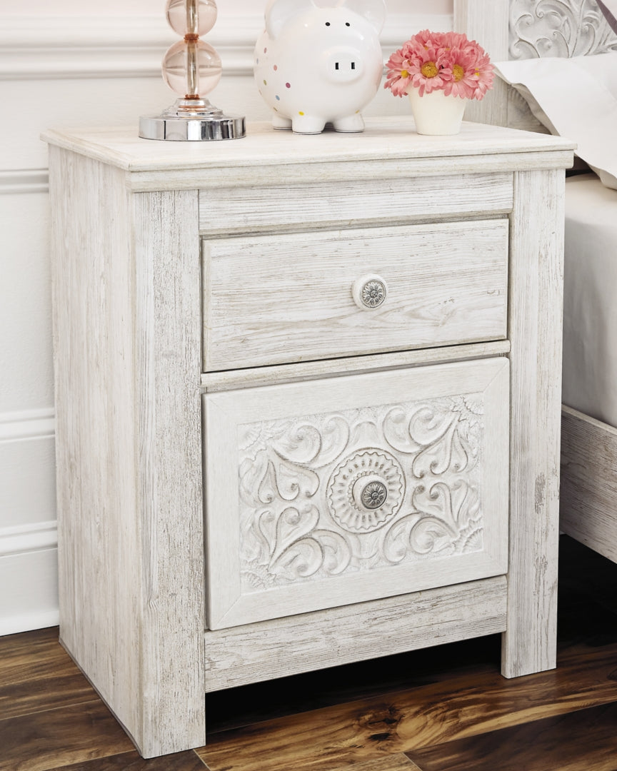 Paxberry White Panel Bedroom Set