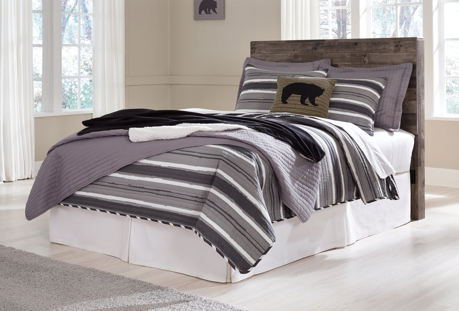 Derekson Grey Panel Bedroom Set