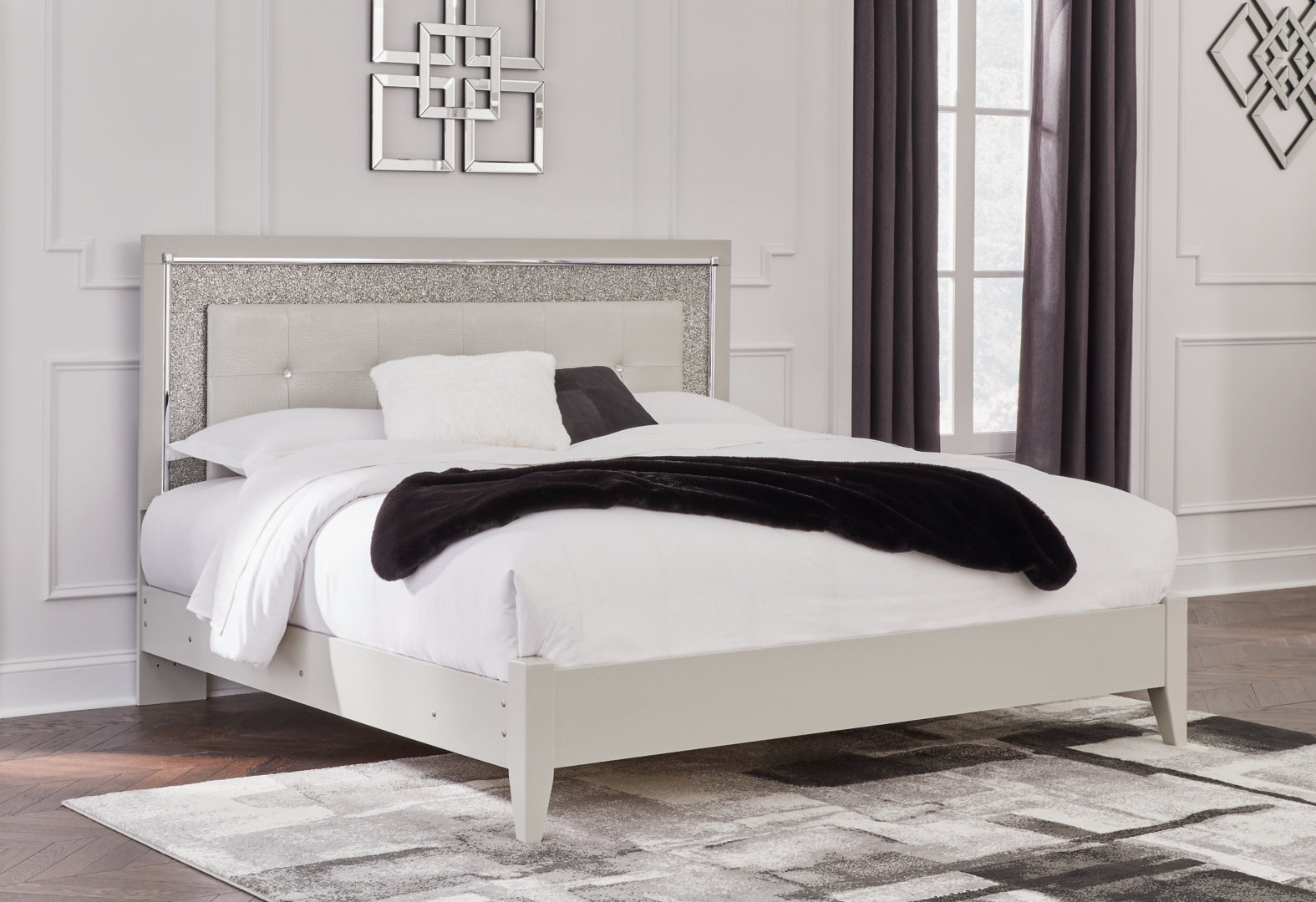 Zyniden King Upholstered Panel Bed