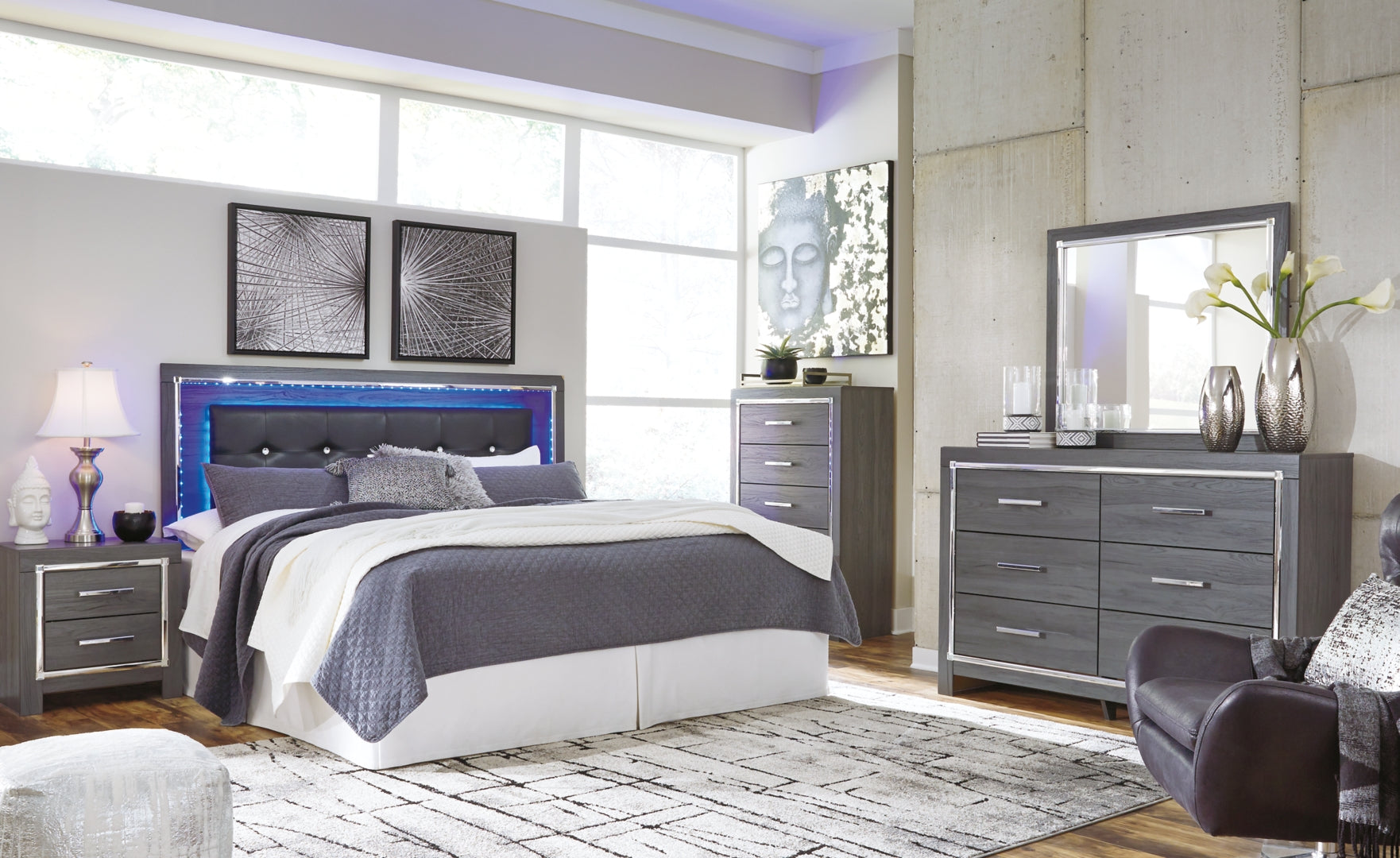 Lodanna King/California King Upholstered Panel Headboard Bed with Mirrored Dresser and 2 Nightstands