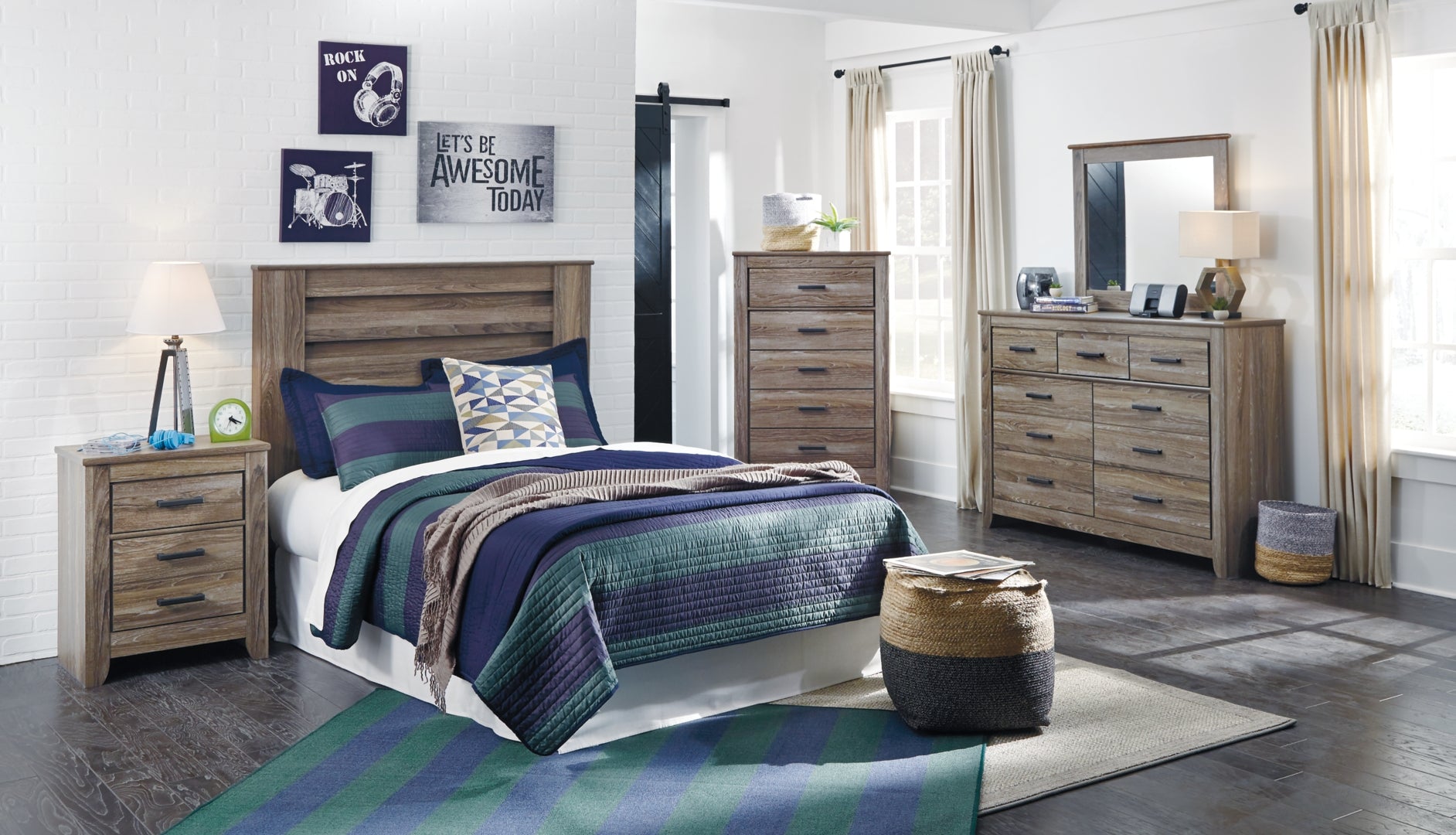 Zelen Brown Panel Bedroom Set