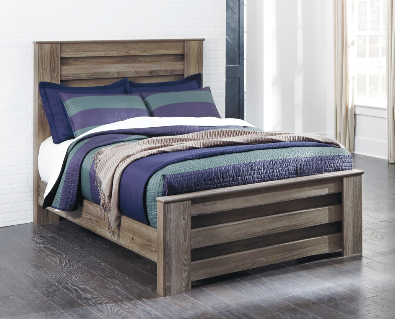 Zelen Brown Panel Bedroom Set