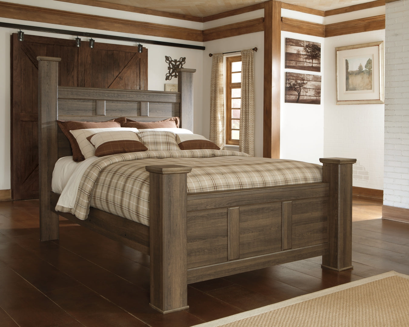 Juararo Brown Panel Headboard Bedroom Set