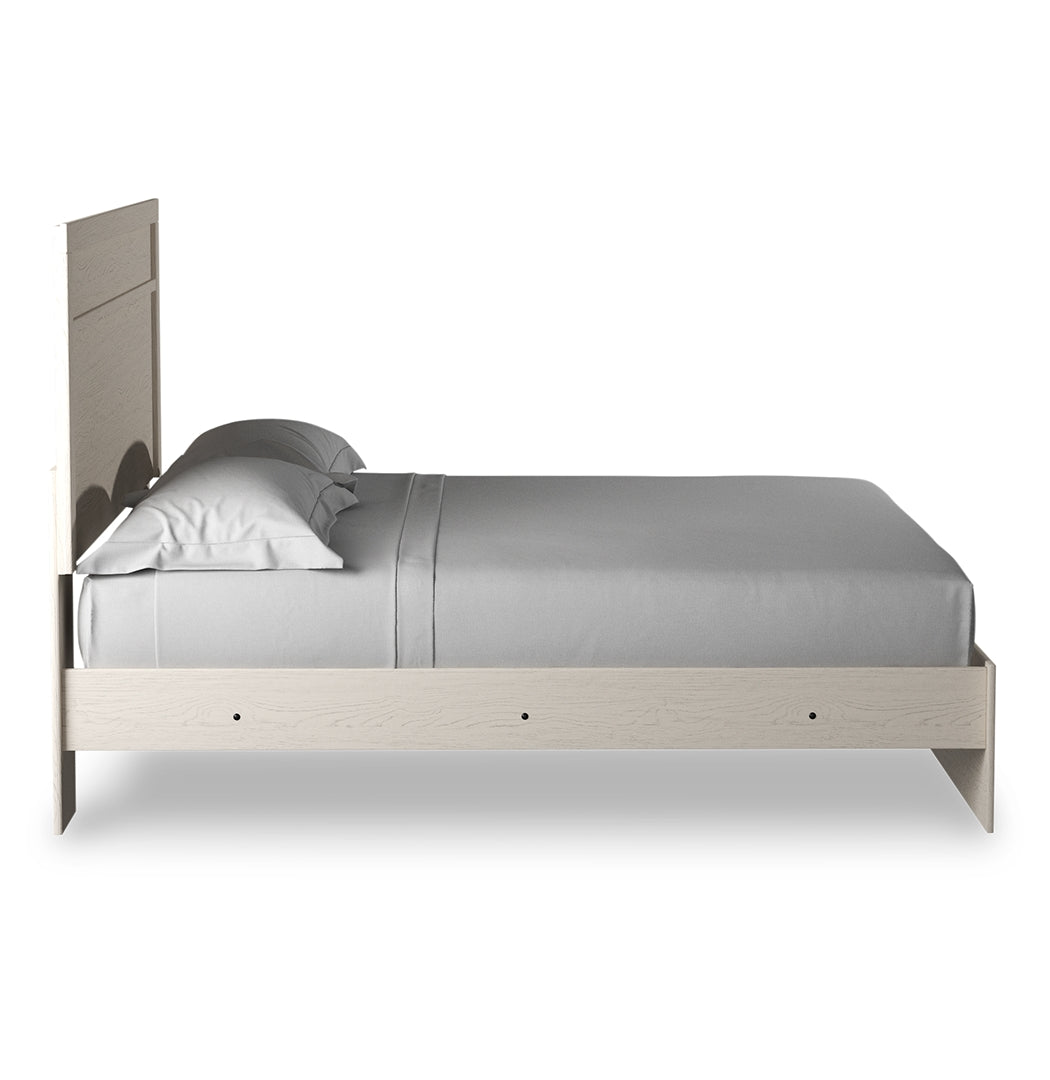 Stelsie Panel Bed