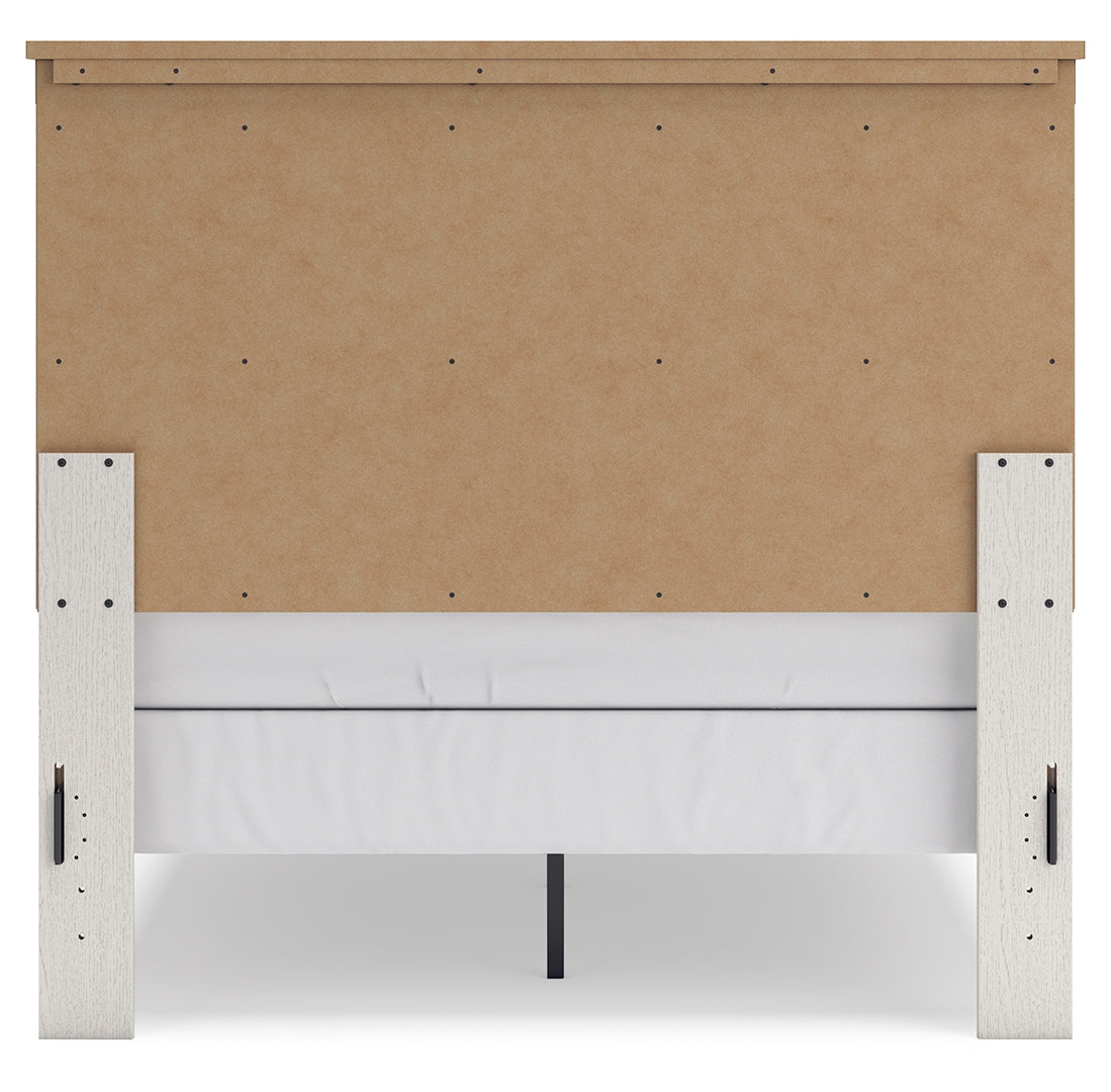 Linnocreek White Panel Bedroom Set