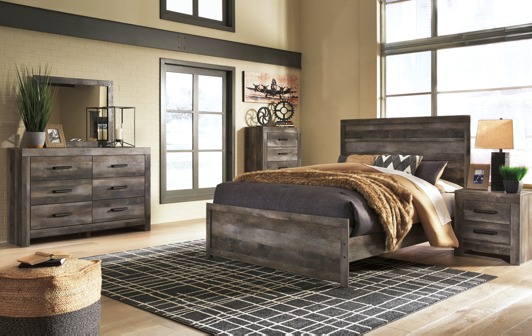 Wynnlow Grey Crossbuck Panel Bedroom Set