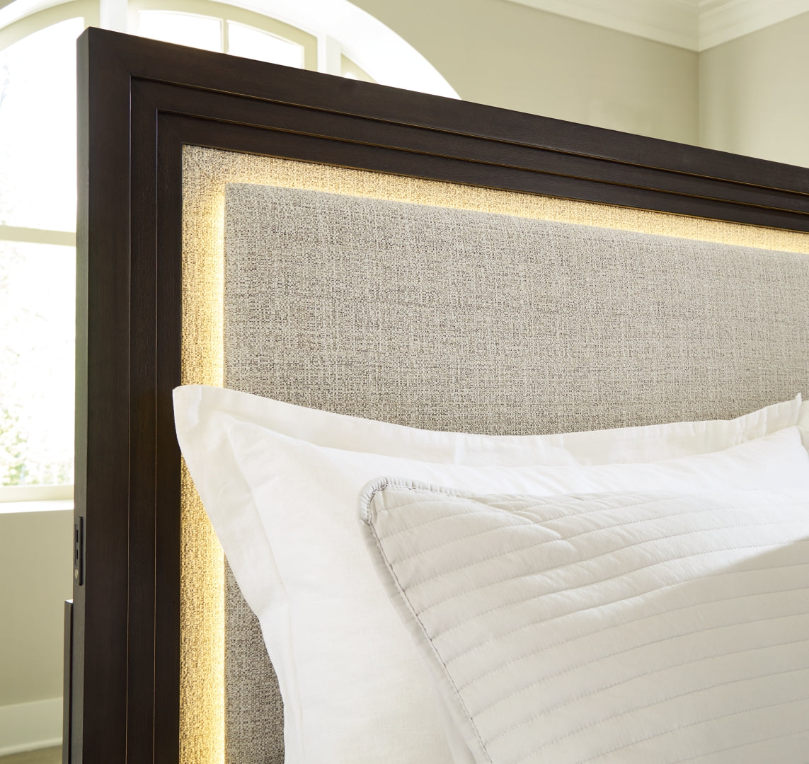 Neymorton Upholstered Panel Bed