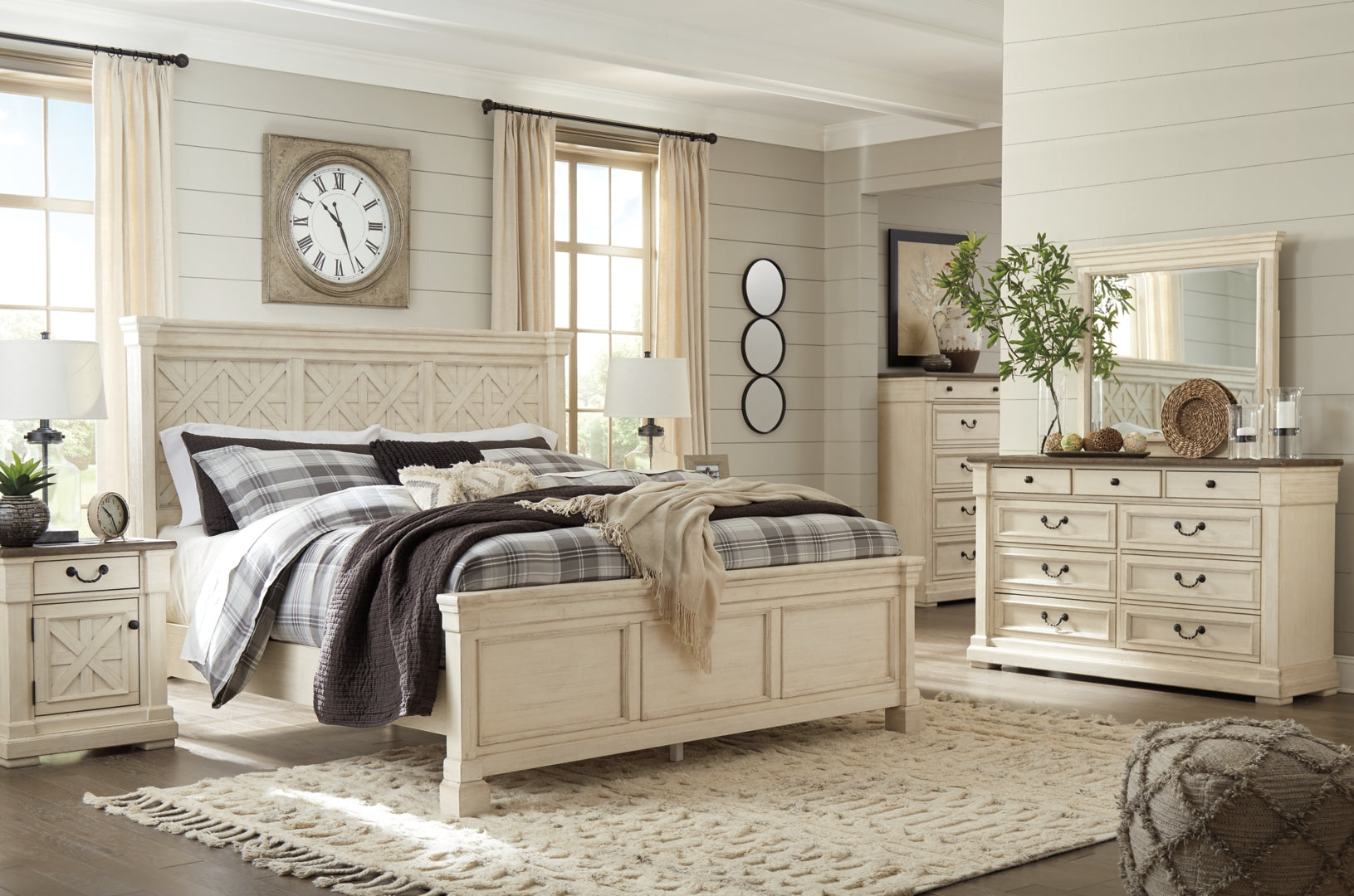 Bolanburg King Panel Bed with Mirrored Dresser, Chest and 2 Nightstands I