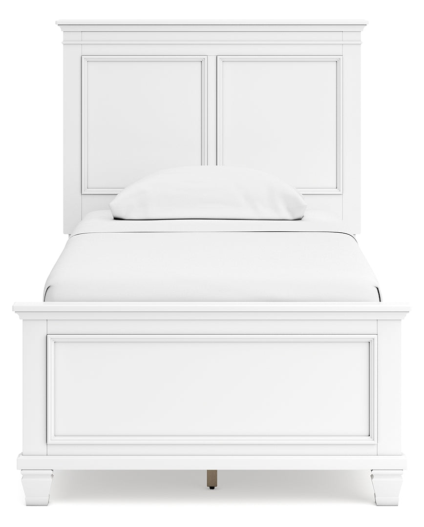 Fortman White Panel Bedroom Set