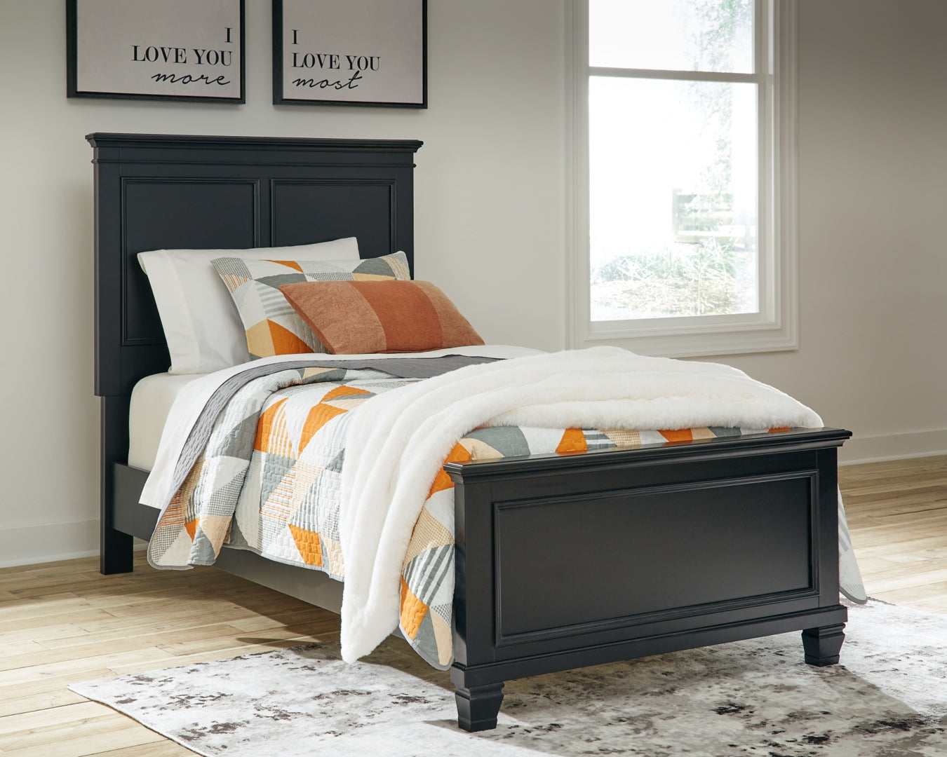 Lanolee Twin Panel Bed