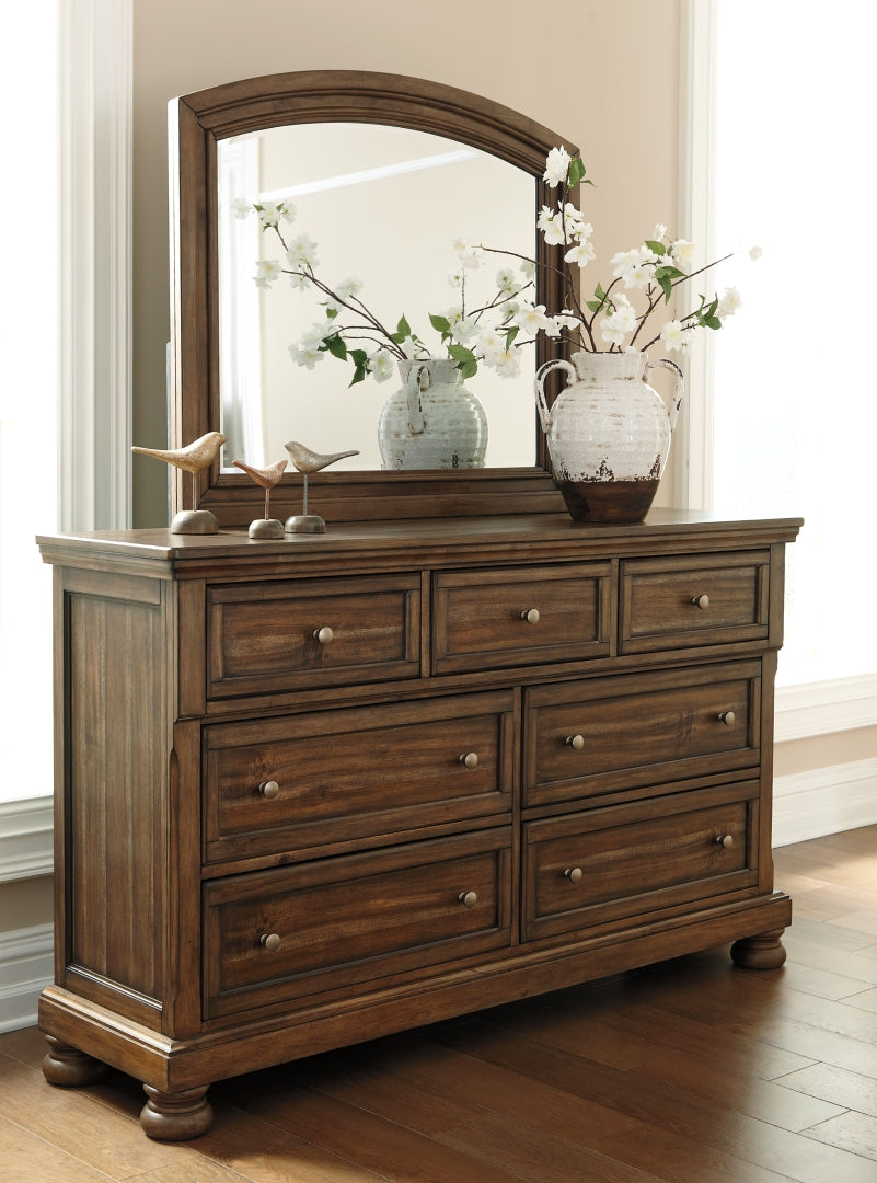 Flynnter Brown Panel Bedroom Set