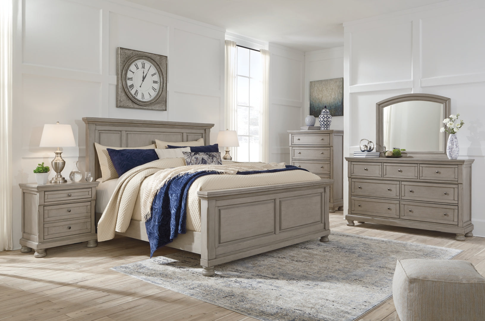 Lettner Brown Panel Bedroom Set