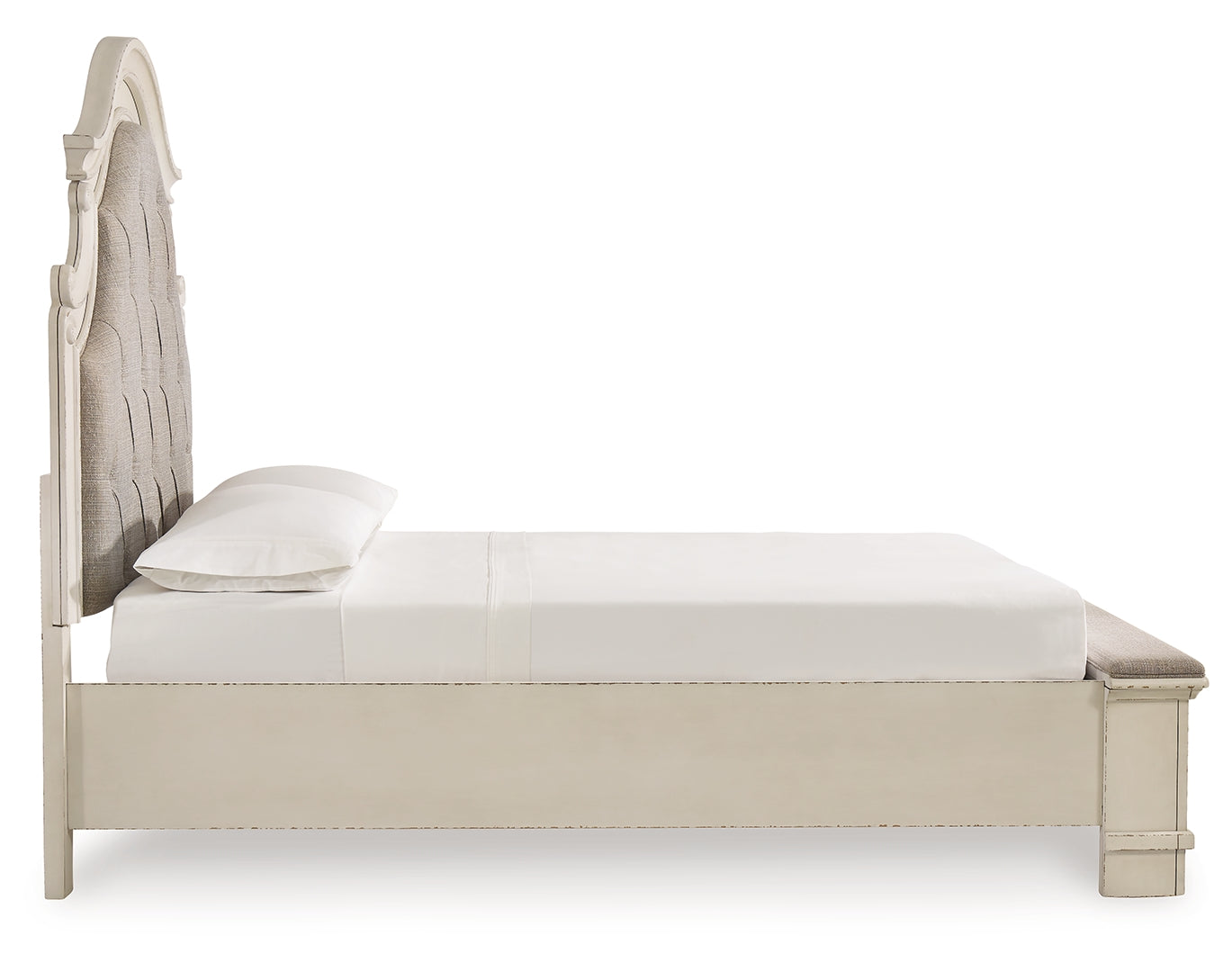 Realyn Upholstered Panel Bed