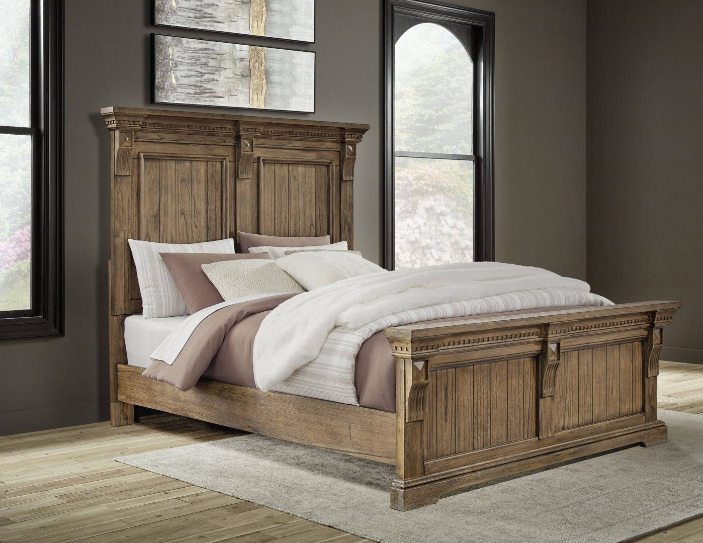 Markenburg Queen Panel Bed