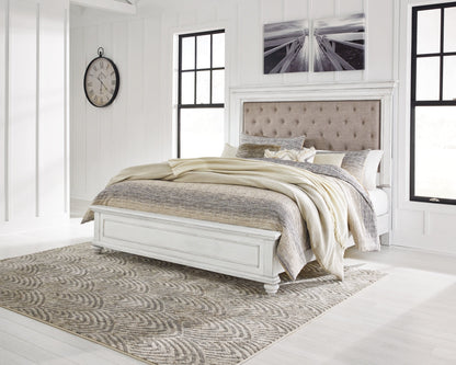 Kanwyn Queen Panel Bed