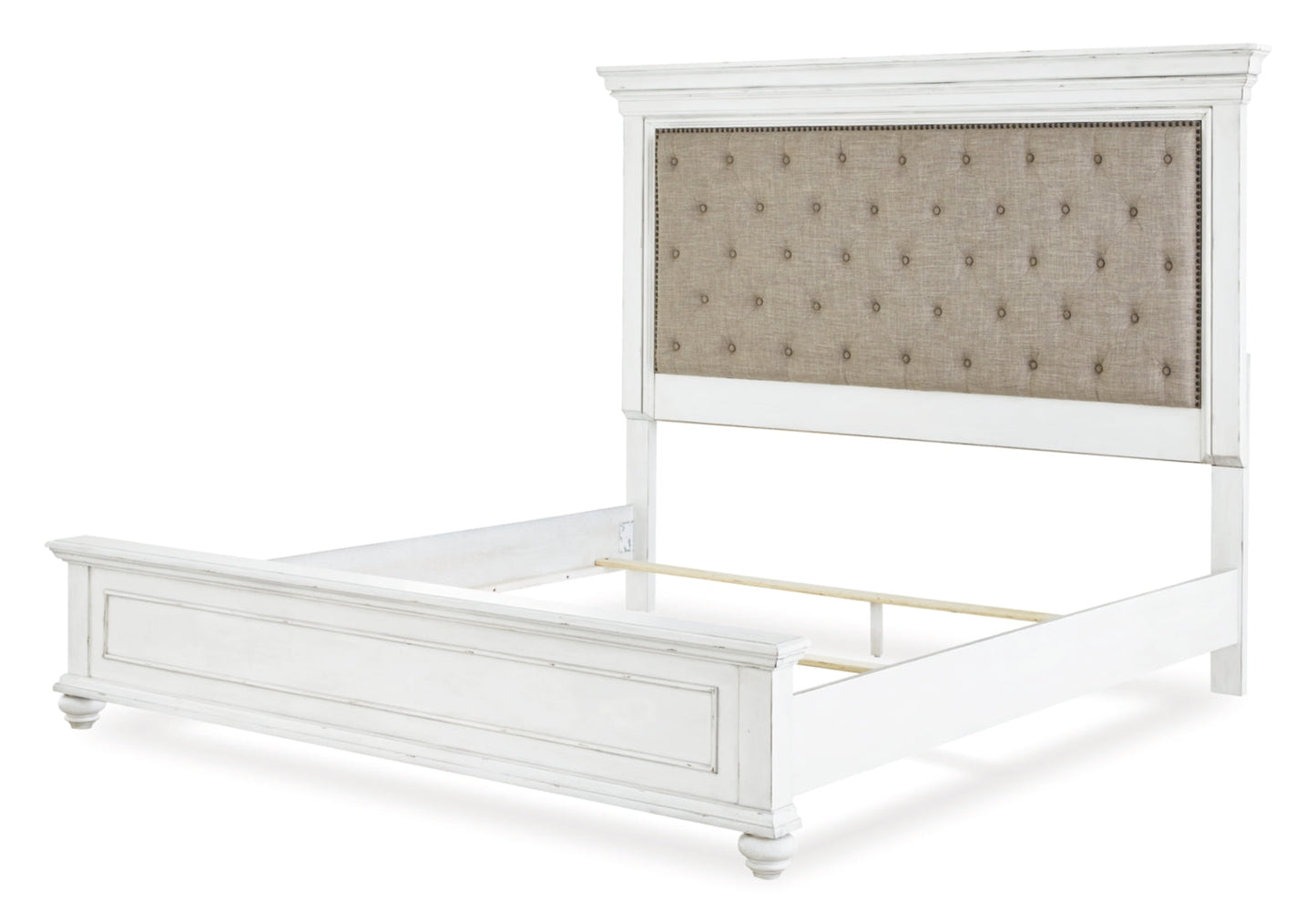 Kanwyn Panel Bed