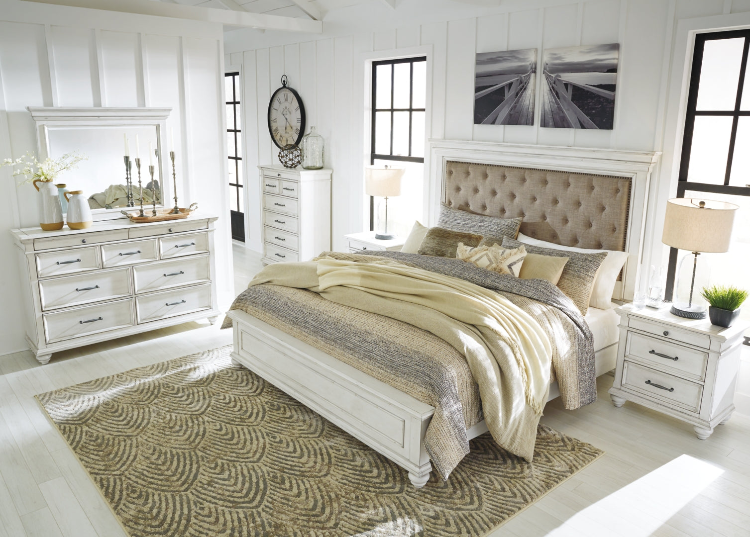 Kanwyn White Panel Bedroom Set