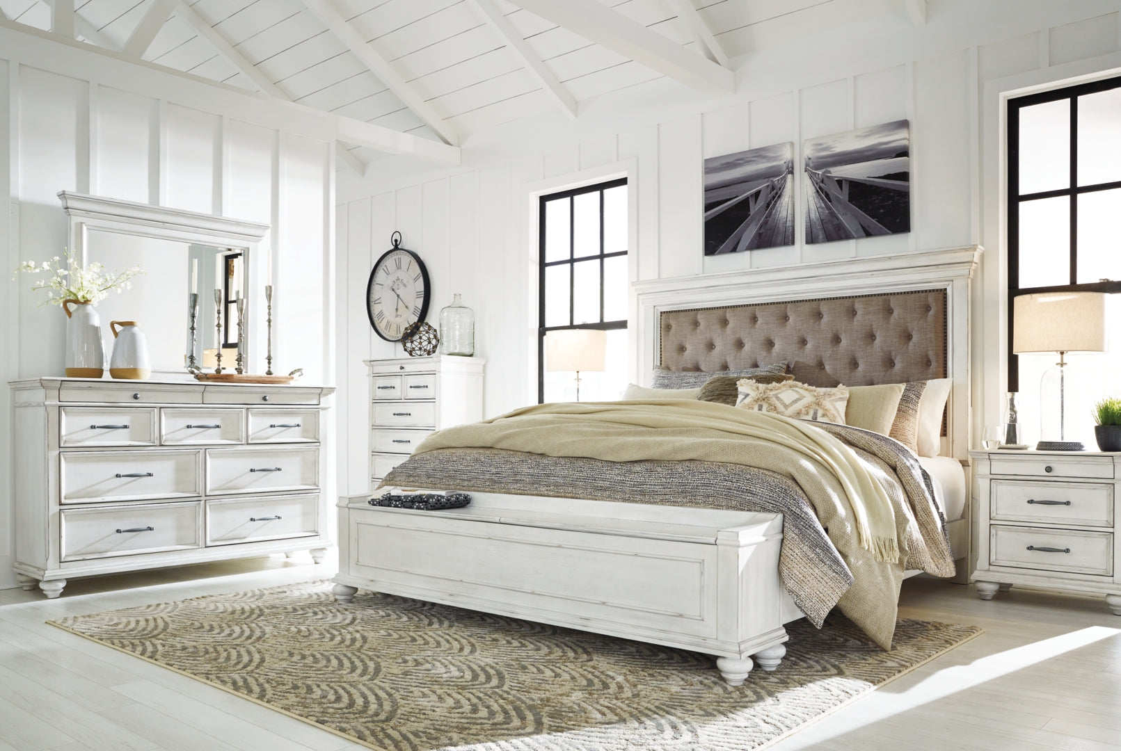 Kanwyn White Panel Bedroom Set