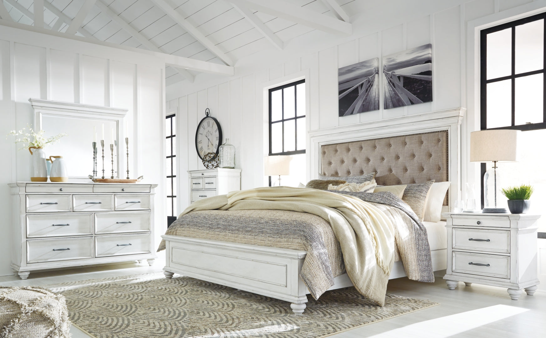 Kanwyn White Panel Bedroom Set