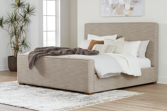 Dakmore King Upholstered Bed